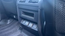 Land Rover Defender 3.0 D300 X-Dynamic SE 110 5dr Auto Diesel Estate